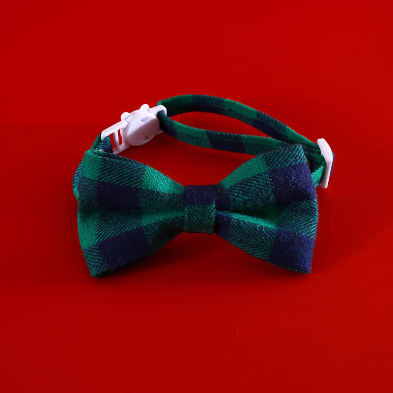 Astraltail Christmas Plaid Cat Collar-Adjustable Anti-Choking Elegance